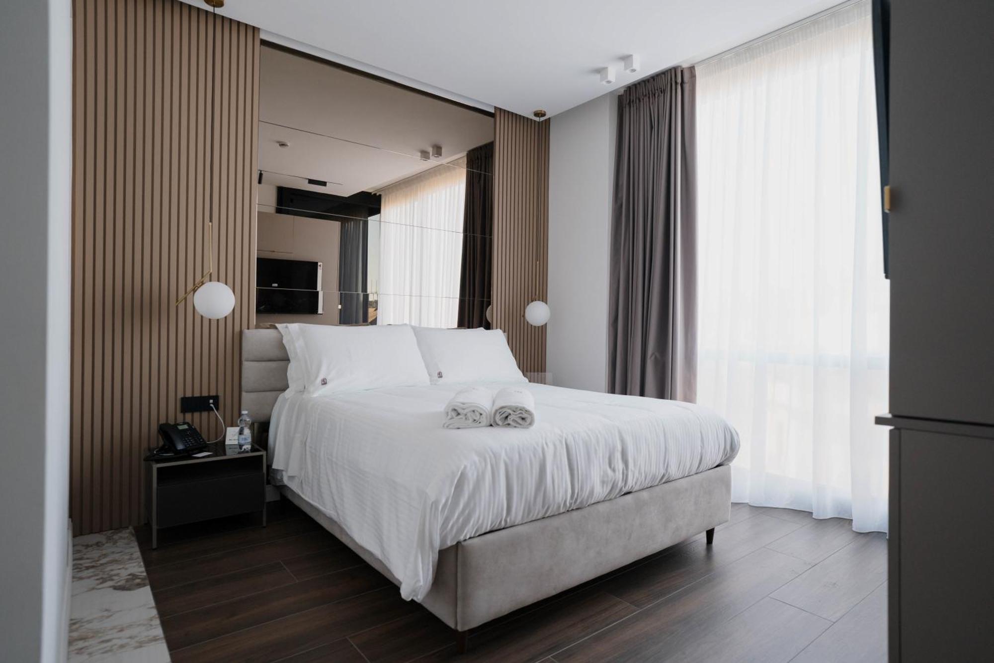 Poetica Boutique Sky Hotel Napoli Esterno foto