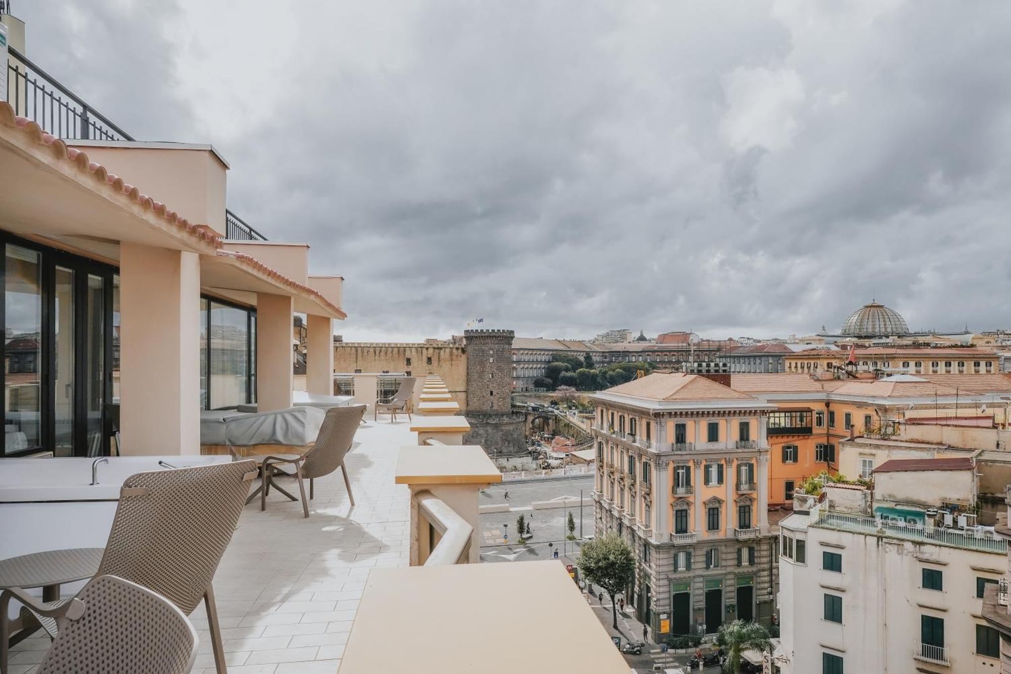 Poetica Boutique Sky Hotel Napoli Esterno foto
