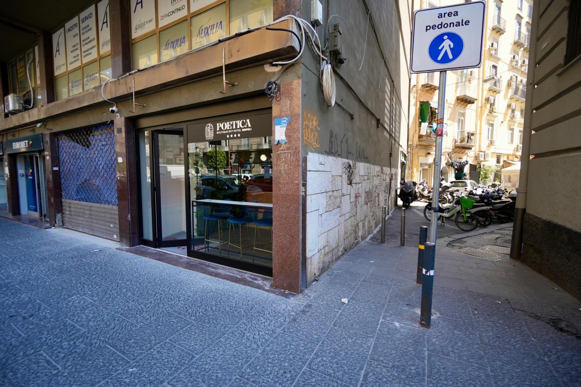Poetica Boutique Sky Hotel Napoli Esterno foto